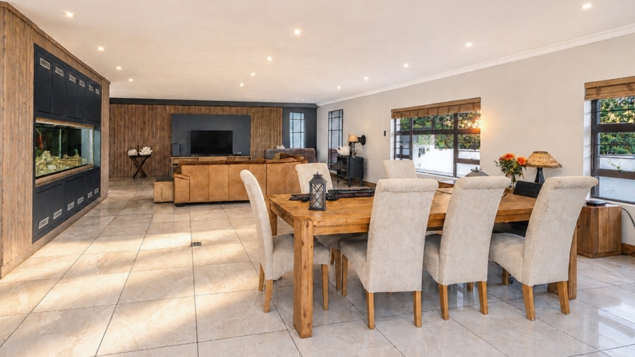 8 Bedroom Property for Sale in Birdwood Estate North West